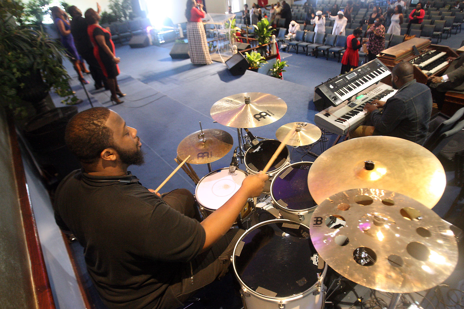 pc-100817-fe-churchbands